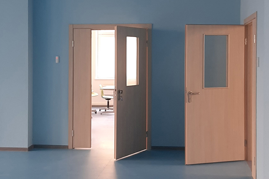 Двери специального назначения